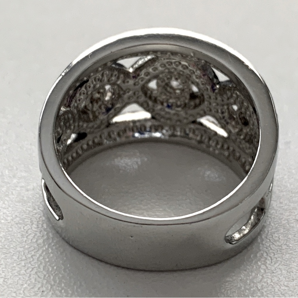 Women’s Rhodium Plated Marcasite & Cubic Zirconia Fashion Ring Size 8.5 - Picture 6 of 11